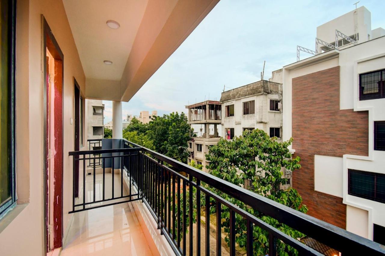 Oyo 92945 The Rs Villa Kalkutta Exterior foto